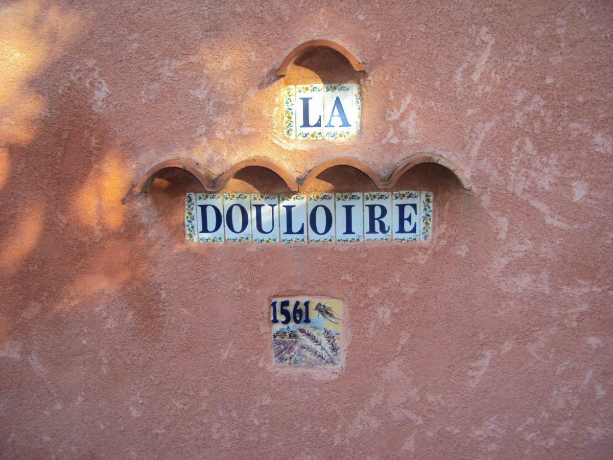 B&B La Douloire Pernes-les-Fontaines Exteriör bild