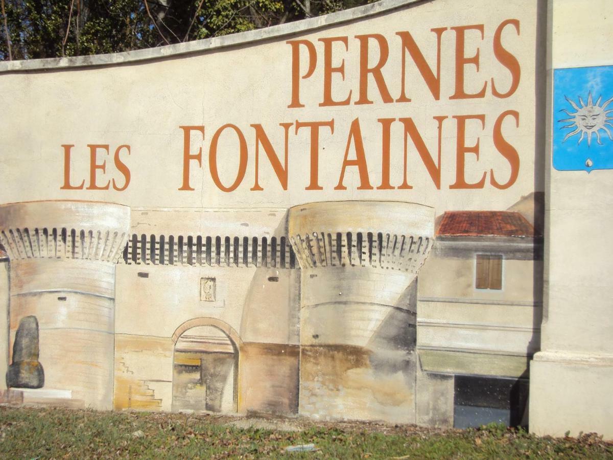 B&B La Douloire Pernes-les-Fontaines Exteriör bild